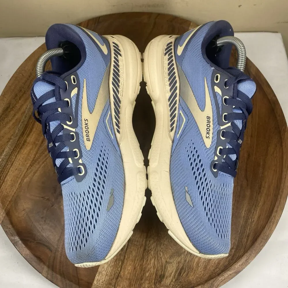 Brooks Adrenaline GTS23 Vista Blue Linen Womens Size 8 Running Shoes 1203811B465